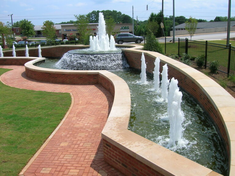 Stockbridge Fountain 7-16-09 (45)